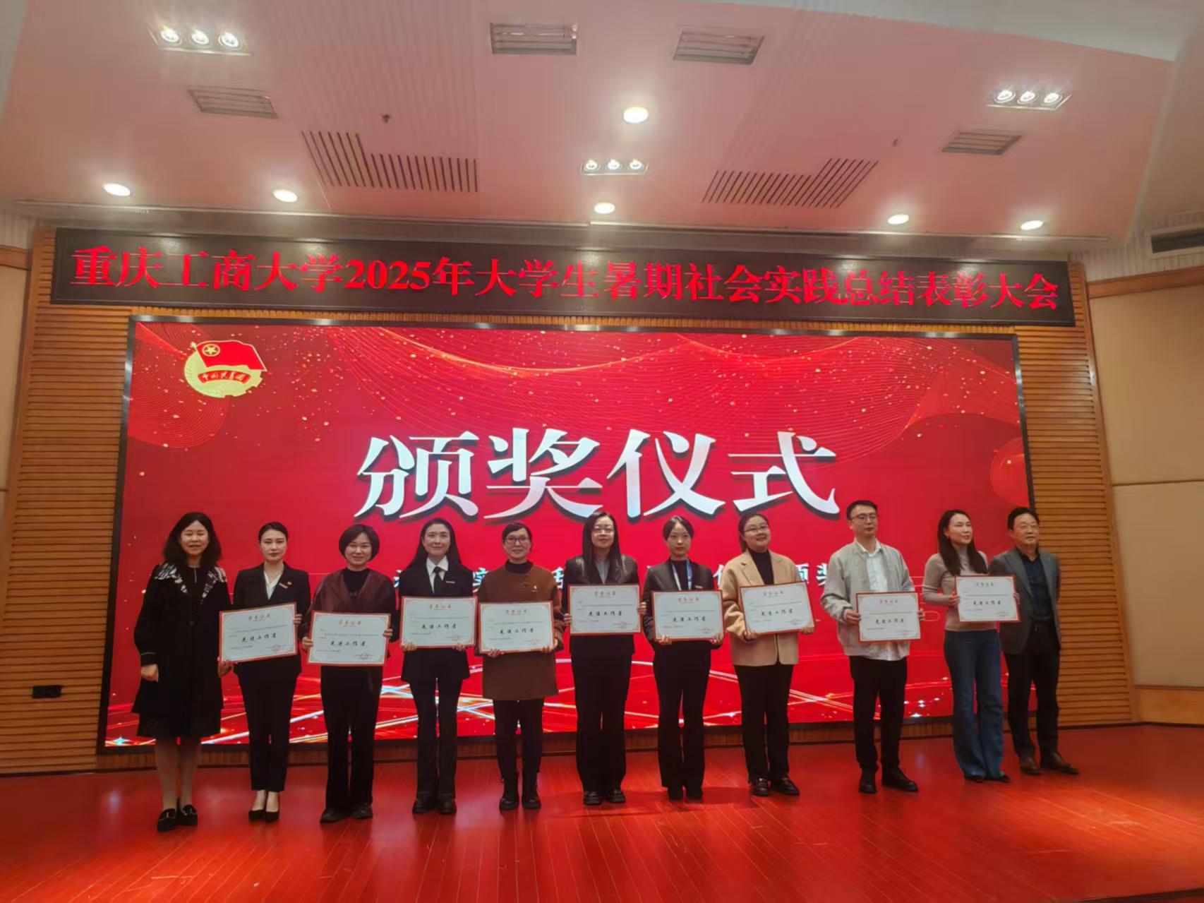 f65bc5a773dd4983e29c005b9f4872e0.jpg